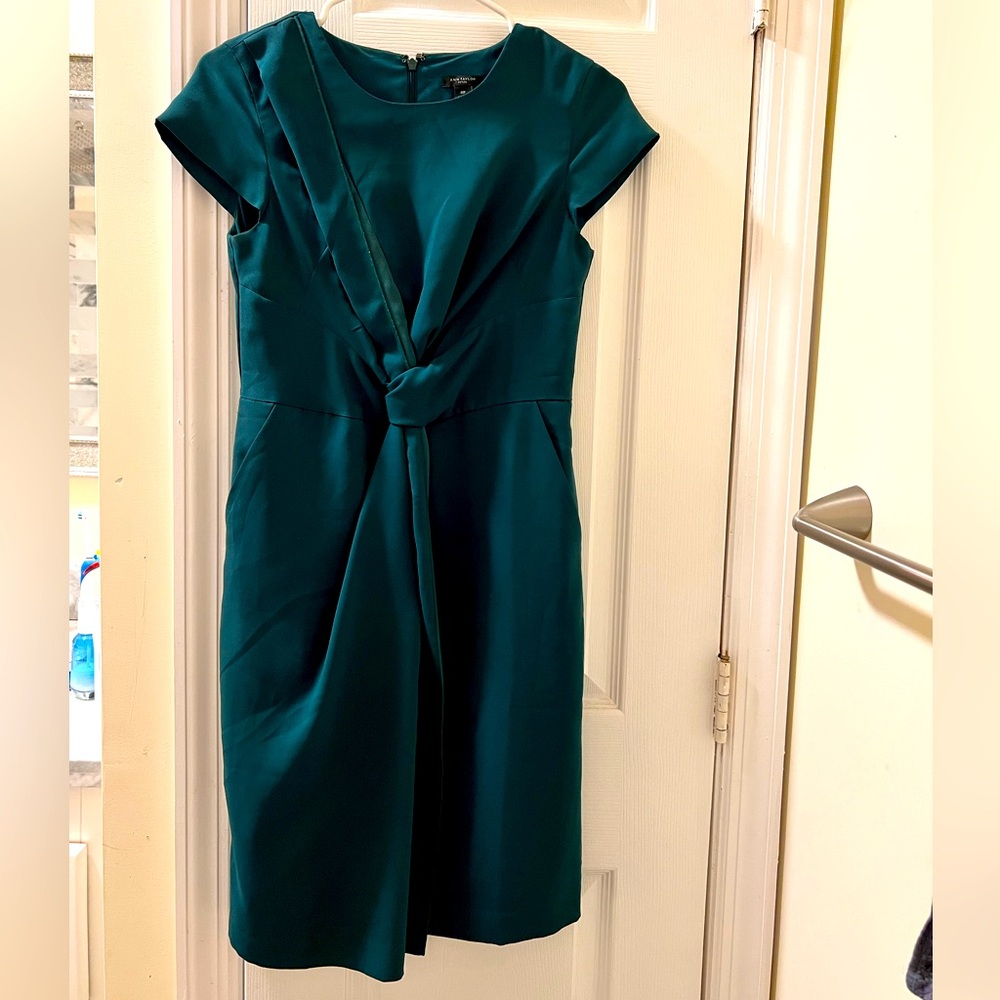 Dark green sheath dress, Ann Taylor 00P